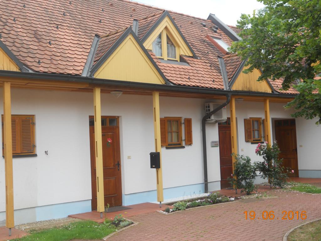 Apartment Nagelj Moravske Toplice Esterno foto